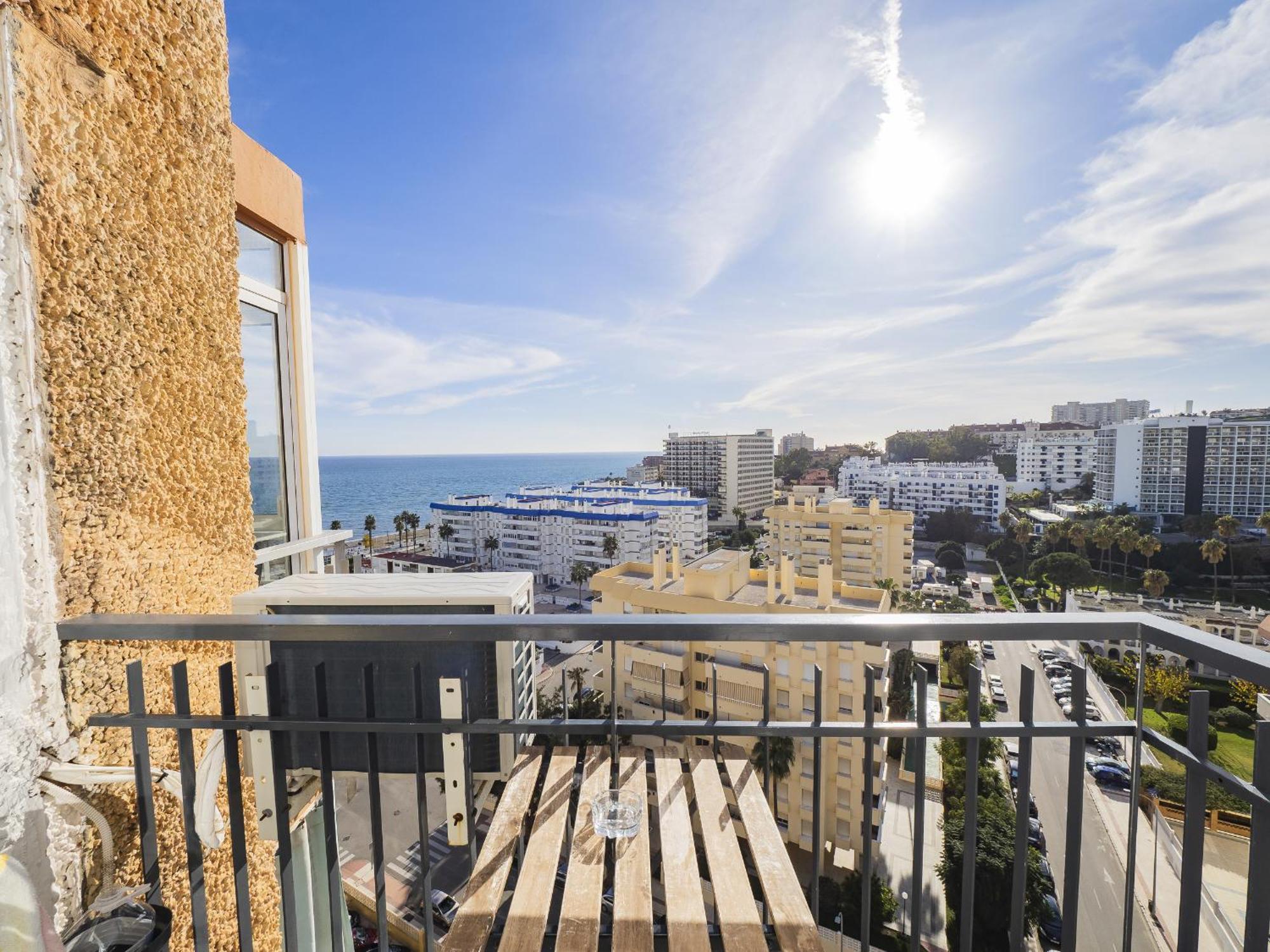 Cubo's Sea View First Line Maite Study Apartment